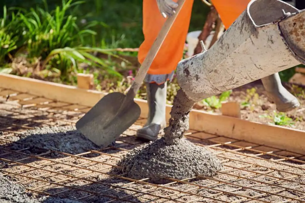 Pouring concrete over rebar