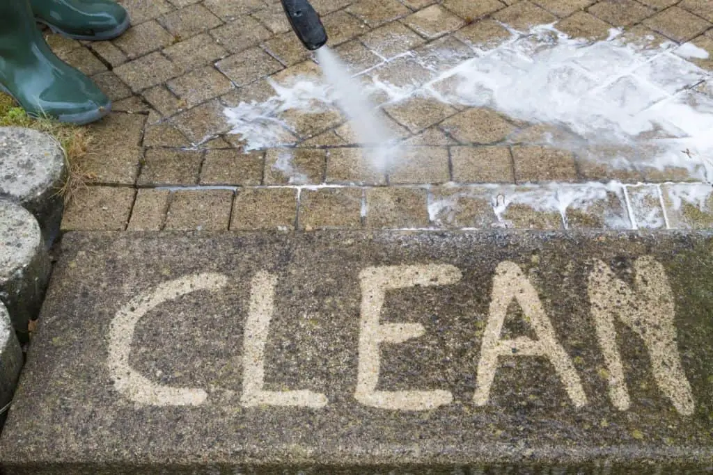 Cleaning concrete