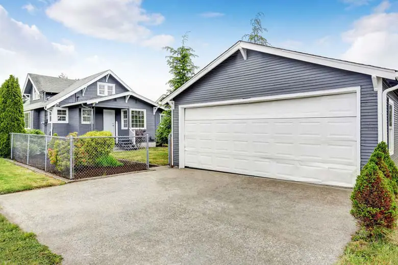 Concrete driveway that need resurfacing